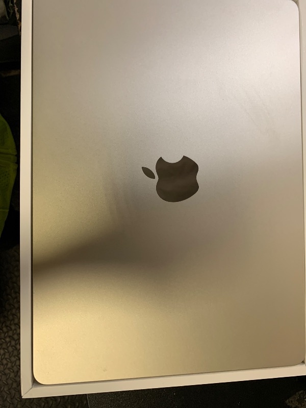 Photo 1 of Apple 2025 MacBook Air 13-inch Laptop with M4 chip: Built for Apple Intelligence, 13.6-inch Liquid Retina Display, 16GB Unified Memory, 512GB SSD Storage, 12MP Center Stage Camera, Touch ID; Starlight