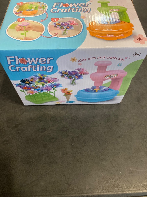 Photo 1 of ADOUNOTES DIY Flower Bouquet Craft Kit, Reusable Fabric Flower Toys, Build Your Own Bouquet, Arts & Crafts for Girls Ages 4 5 6 7 8, Educational Preschool Activity, Birthday Gift for Toddlers