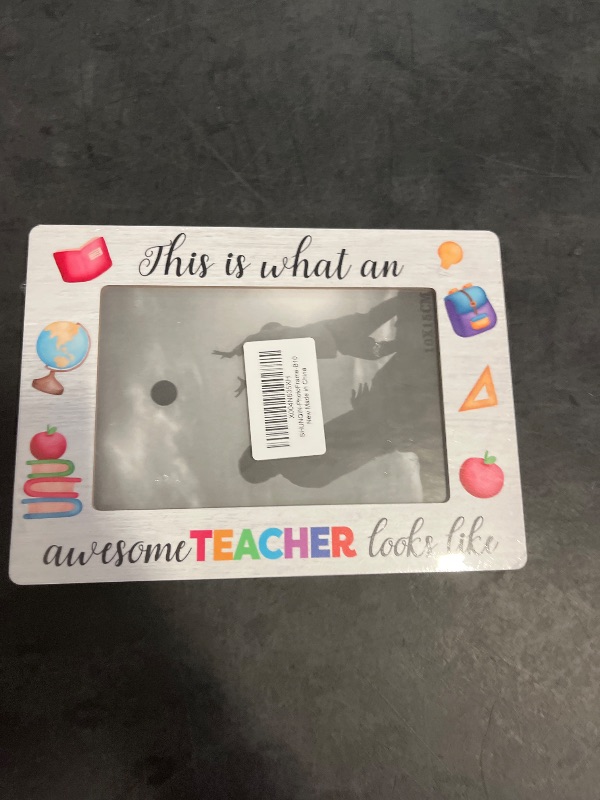 Photo 1 of CTLHKY Teacher Photo Frame, Teacher's Day Wooden Picture Frame With Stand, Teacher Thank You Appreciation Birthday Gifts For Women Teacher, Office Home Room Tabletop Decor -B10