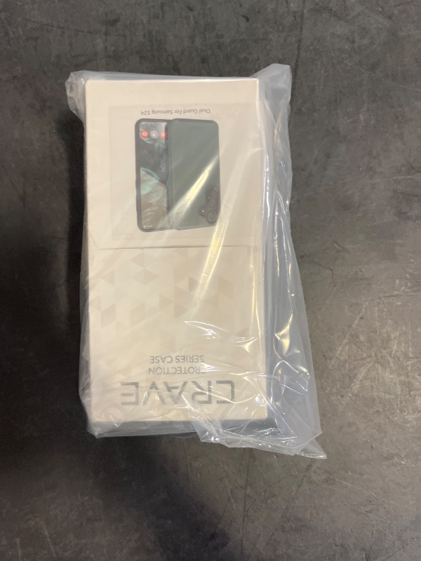Photo 1 of 4 items of phone cases