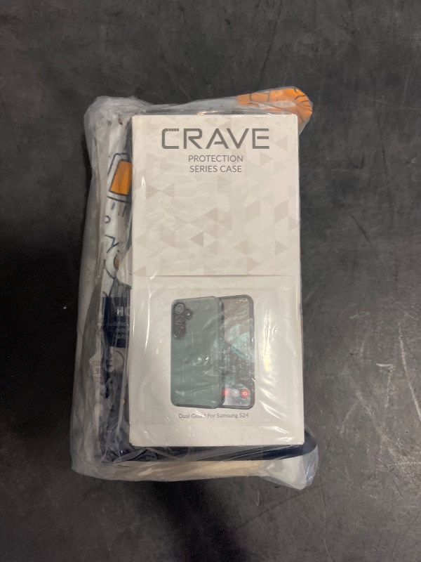 Photo 1 of 6 items of phone cases