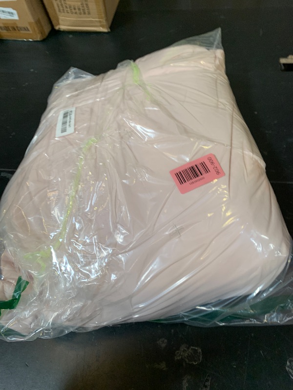 Photo 1 of Amélie Home Tencel™ Lyocell Cooling Comforter - Queen, Pink