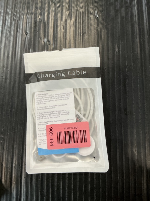 Photo 1 of xiwxi 3-in-2 Multi Charging Cable 4ft
