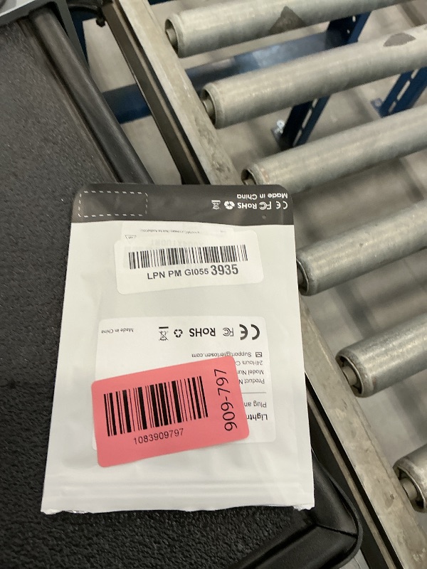 Photo 1 of LERTOSEN Lightning to USB C Adapter - 4 Pack