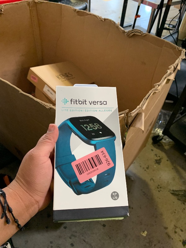 Photo 1 of Fitbit Versa Lite Edition Smartwatch