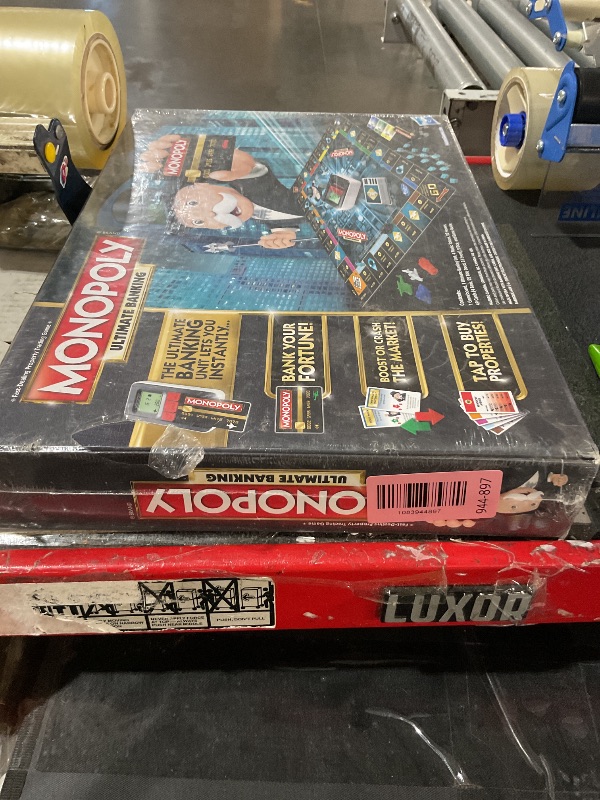 View 2 of ***MISSING PARTS***

Monopoly Ultimate Banking Edition Board Game