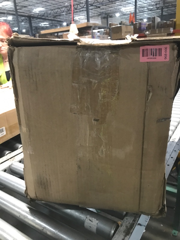 View 3 of **BROKEN HINGE** Igloo 40 qt Iceless Cooler