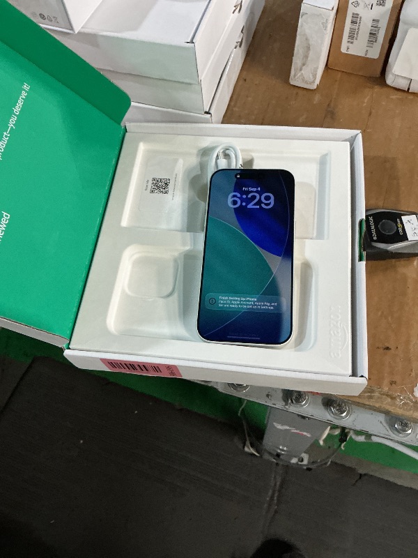 View 3 of ***PASS CODE LOCKED*** Apple iPhone 17 Pro, 1TB, Silver