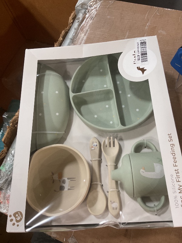 View 3 of ***STOCK IMAGE FOR REFERENCE***
Little Rawr Silicone Baby Feeding Set -green
