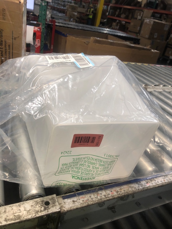 Photo 1 of **MISSING LID**IRIS USA Airtight Dog Food Storage Container, WeatherPro, Up to 10 lbs, for Dog Cat Bird and Other Pet Food Storage Bin, Keep Fresh, Translucent Body, Made in USA, Clear/Gray