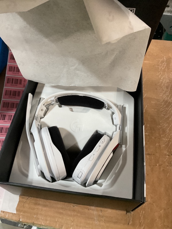 Photo 1 of **FOR PARTS, MIC DOES NOT WORK, ISSUES WITH SOUND**Logitech G Astro A50 Multi-Platform Wireless Gaming Headset + Base Station for PS5/Xbox/PC: PLAYSYNC Audio Switcher, <16bit/48kHz (Console), <24bit/48kHz (PC), 24hr Battery, 2.4GHz & BT - White