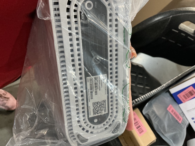 Photo 1 of ***NO POWER CORD***
ASUS ZenWiFi BQ16 Pro Quad-Band WiFi 7 Mesh Router, up to 8000 sqft, 10G Ports Each, Smart Home Master with Multi-SSID, VPN & Parental Controls, Subscription-Free Security, AiMesh ***ONLY ONE***