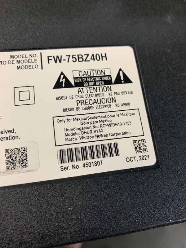 Photo 1 of *** PARTS ONLY ****
NO CORD LG 77-Inch Class OLED evo AI 4K C5 Series Smart TV w/Dolby Atmos, Dolby Vision, HDR10, AI Super Upscaling 4K, Filmmaker Mode, Wow Orchestra, Alexa Built-in (OLED77C5PUA, 2025)