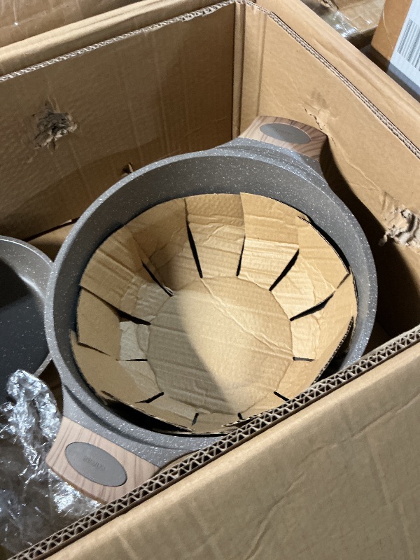 Photo 1 of ***ONE PAN HAS A CHIP** CAROTE  Pot and Pan Set, Nonstick Cookware Sets