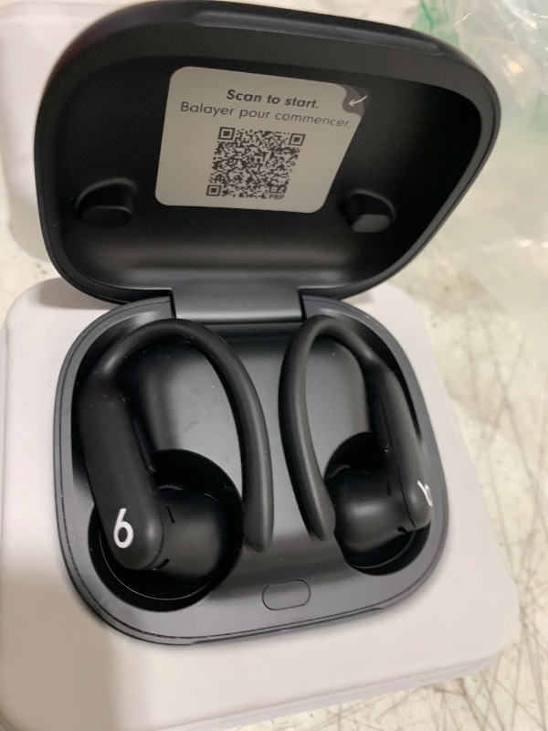 Photo 1 of Beats Powerbeats Pro 2 Wireless Earbuds