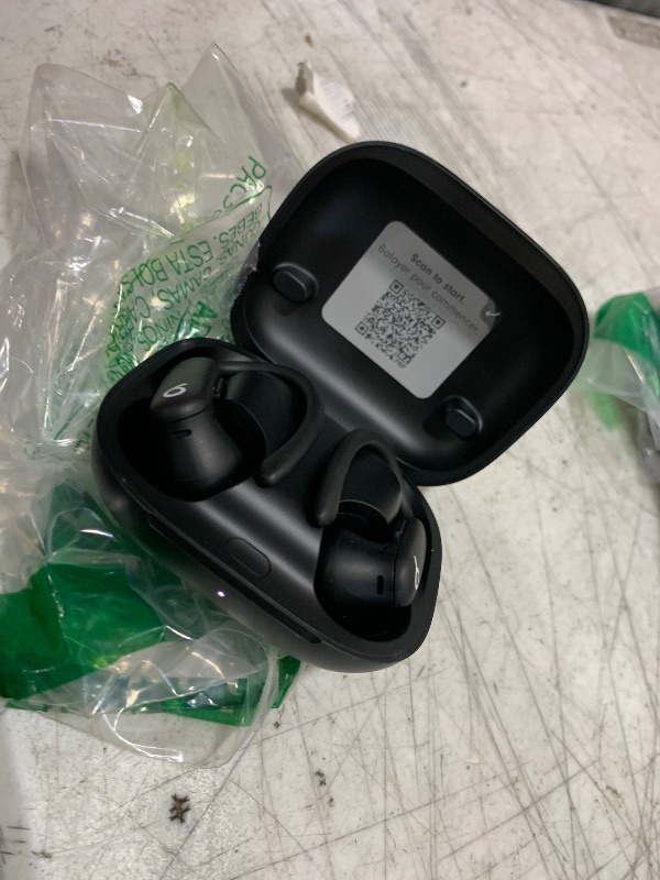 Photo 1 of Beats Powerbeats Pro 2 Wireless Earbuds
