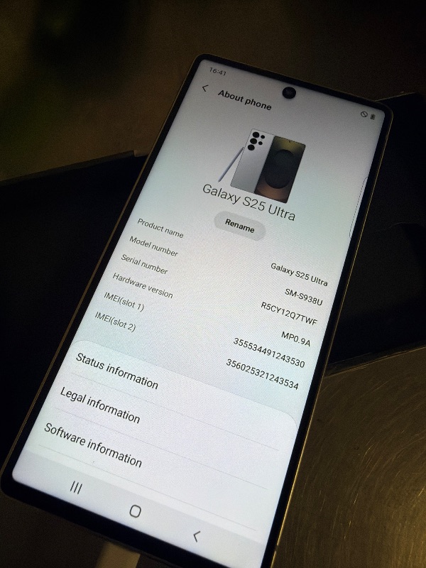 View 4 of Samsung Galaxy S25 Ultra 512GB AI Smartphone Titanium Whitesilver