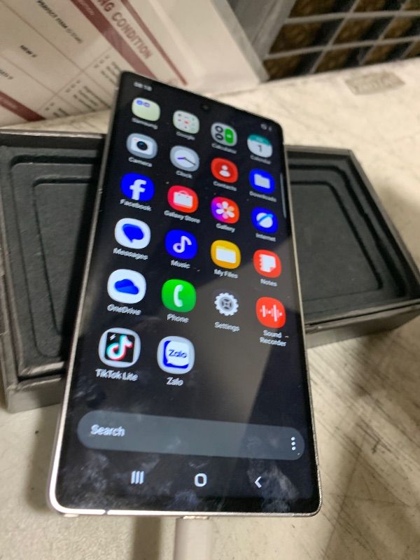 View 11 of Samsung Galaxy S25 Ultra 512GB AI Smartphone Titanium Whitesilver