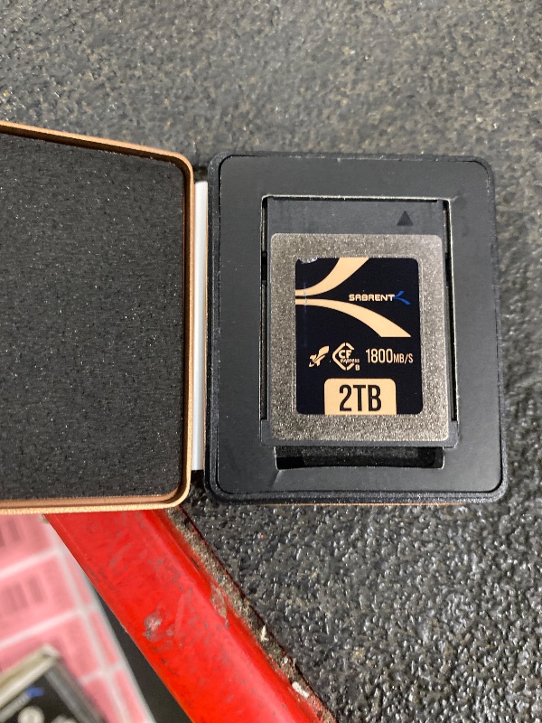 Photo 1 of SABRENT Rocket CFX PRO 2TB CFexpress Type B Memory Card R1800MB/s W1700MB/s (CF-XXIT-2TB)