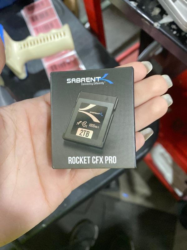 Photo 1 of SABRENT Rocket CFX PRO 2TB CFexpress Type B Memory Card R1800MB/s W1700MB/s (CF-XXIT-2TB)