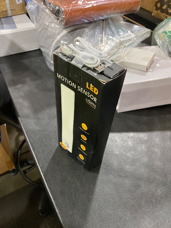 Photo 1 of Auxoda Under Cabinet LED Lighting 6-Pack