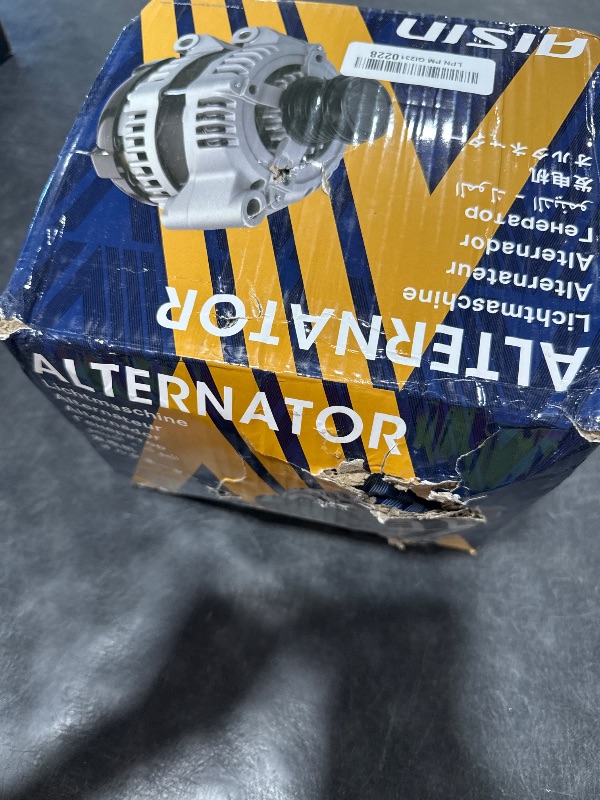 Photo 1 of AISIN ALTFD-00182 Alternator 150A
