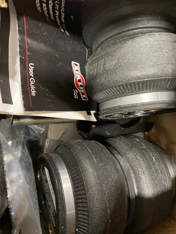 Photo 1 of Air Lift 88413 LoadLifter 5000 Ultimate Air Spring Suspension Kit