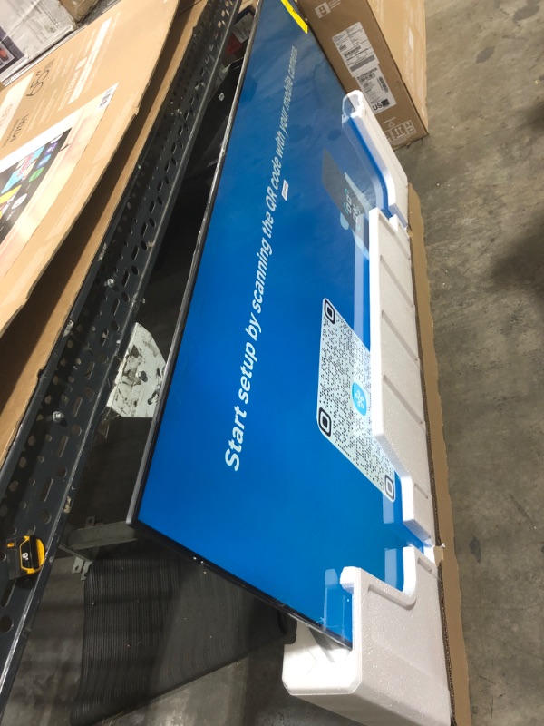 Photo 1 of Samsung 65" Class M70H Series QLED 4K Smart TV