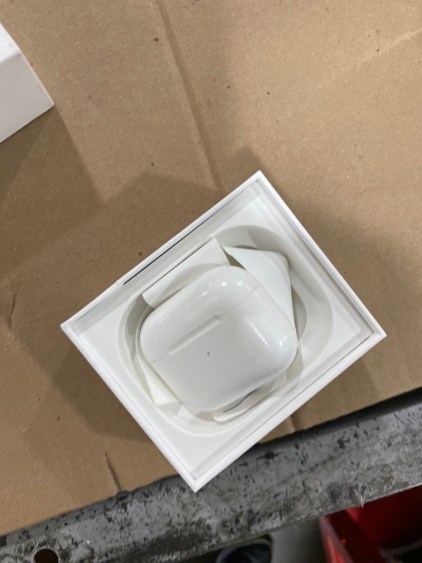 Photo 1 of Apple AirPods Pro 3 Wireless Earbuds
