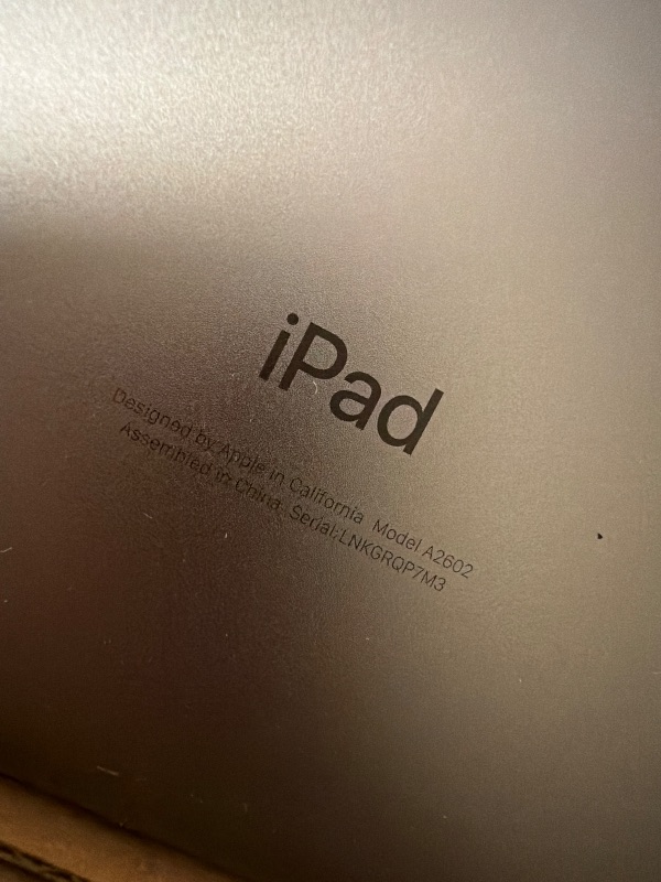 View 8 of Apple iPad 10.2" Wi-Fi 64GB Space Gray (Renewed Premium)