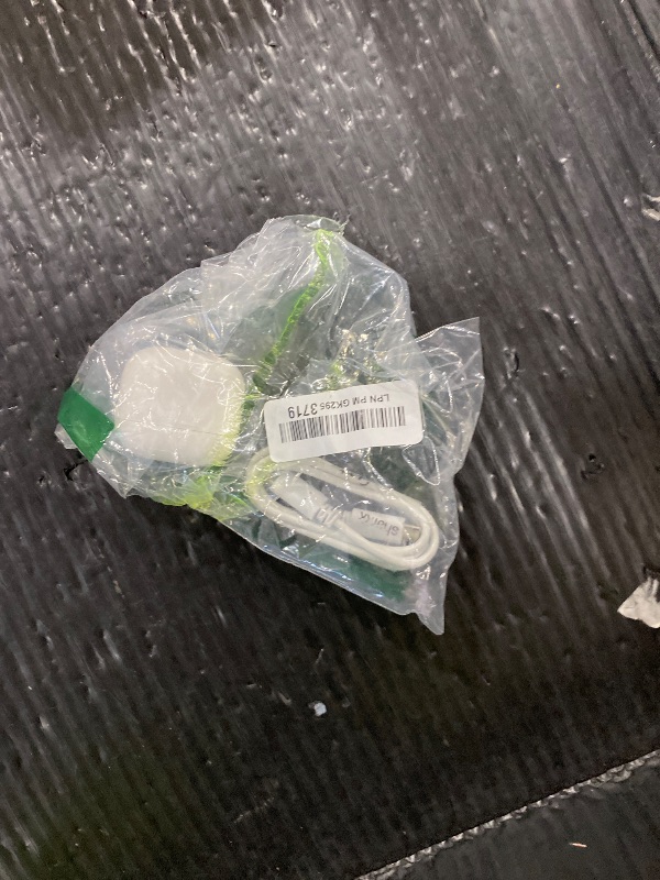 Photo 1 of Apple AirPods 4 (Renewed)