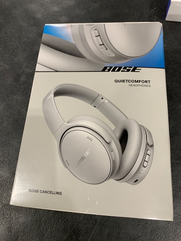 View 3 of Bose QuietComfort Wireless Noise Cancelling Headphones