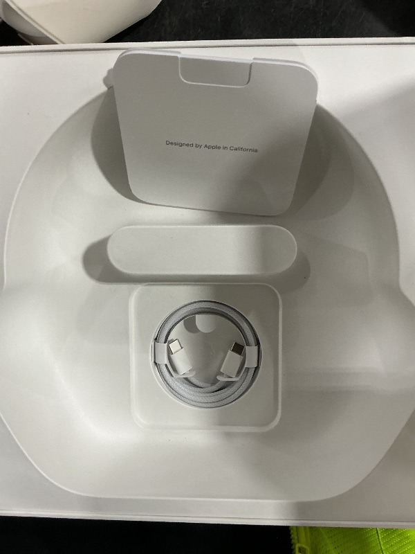 Photo 1 of Apple AirPods Max 2 Wireless Over-Ear Headphones - Starlight
