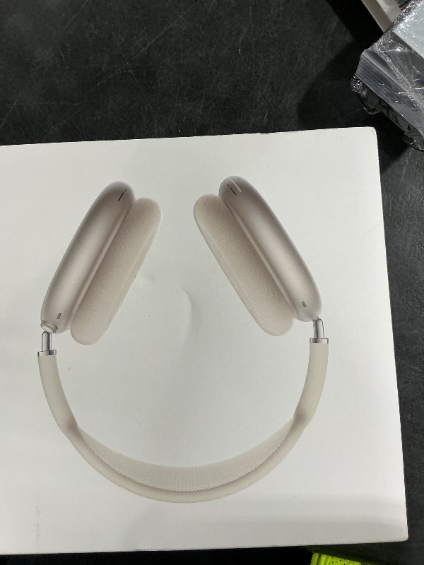 Photo 1 of Apple AirPods Max 2 Wireless Over-Ear Headphones - Starlight