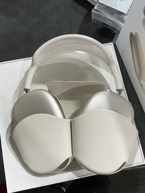 Photo 1 of Apple AirPods Max 2 Wireless Over-Ear Headphones - Starlight