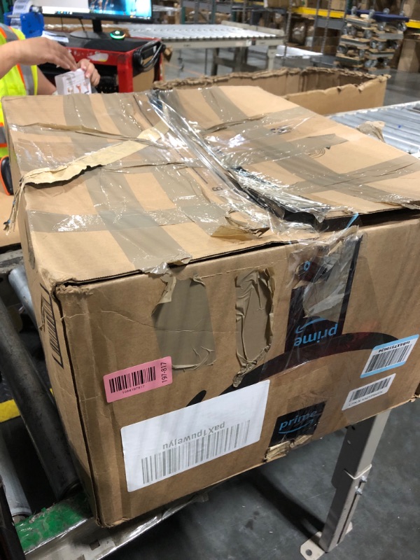 Photo 1 of 12x15 Living Room Area Rug: Oriental Large Neutral Bedroom Carpet Soft Distressed Floor Mat with Non-Slip Backing Indoor Ultra Thin Water-Resistant Dining Room Rug Farmhouse Home Decor(12x15 Beige)