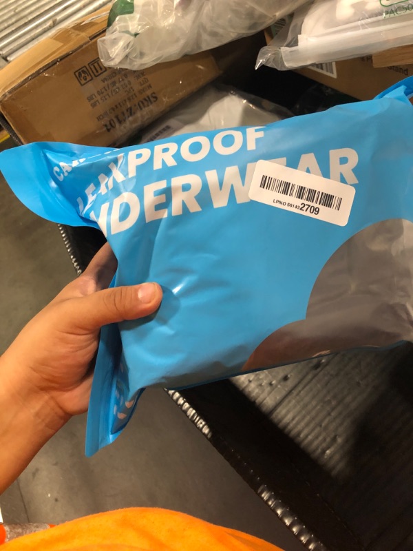 Photo 1 of !!FACTORY SEALED!!FINAL SALE!!!
Carer Incontinence Underwear for Men Washable Incontinence Boxer Briefs 3 Pack Leak Proof Underwear for Men Cotton Reusable Incontinence Underwear with Extended Pad Front & Rear 280ML (Large)
