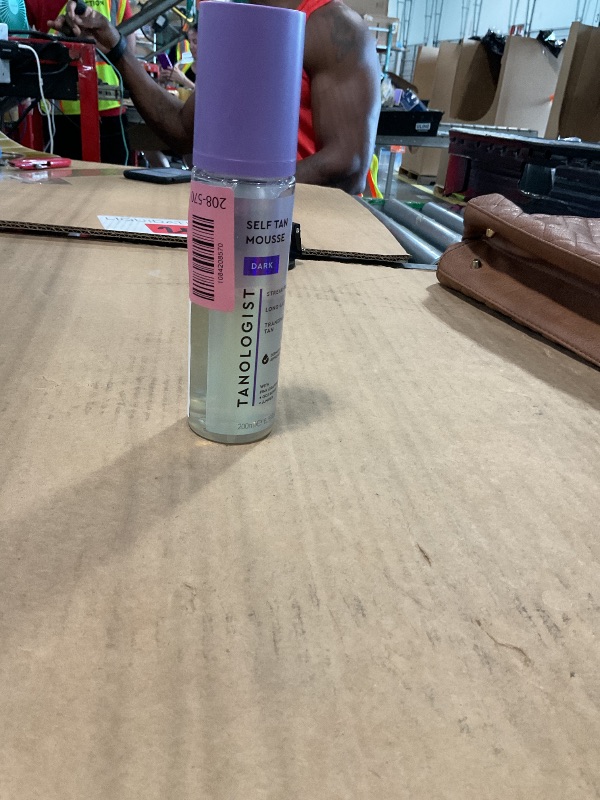 Photo 1 of ***USEDF***
Tanologist Self Tanner Mousse, Dark Self Tan Mousse, Streak-Free, Natural Glow, No Fake Tan Smell or Orange Tone, Long Lasting, Clean Ingredients, Vegan, 6.76 fl. oz/200 ml Bottle