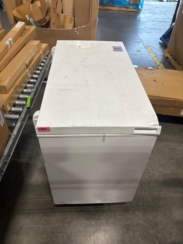 Photo 1 of
Chest Freezer 10.5 Cu.Ft. Deep Freezer, Large Freezer with Adjustable Thermostat Control & 3 Removable Wire Basket, 4 Universal Wheels, Safety Lock, White