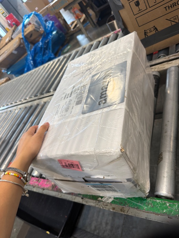 Photo 1 of ***FACTORY SEALED***Special Buy Multipurpose Copy & Printer Paper, Letter Size 8.5" x 11", 20 lb, 92 Bright, White, 500 Sheets/Ream, 8 Reams (4,000 Sheets Total)