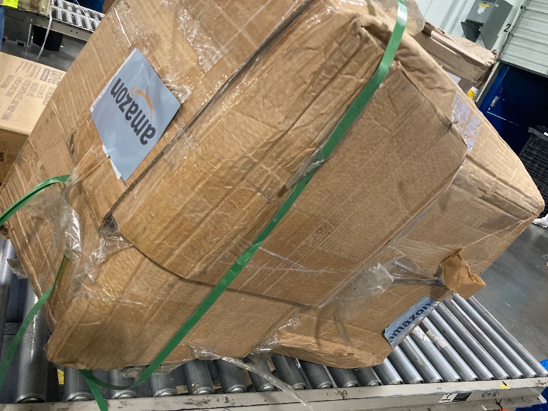Photo 1 of ** broken 8/14 SOLD FOR PARTS// FINAL SALE ****  Amazon Basics 4-In-1 Portable Air Conditioner with Remote, Timer, Sleep Mode, Auto Swing, Cool/Heat/Dry/Fan-Only Functions, 13500 BTU (ASHRAE), Cools Up to 550 Sqf, Energy Saving, White
