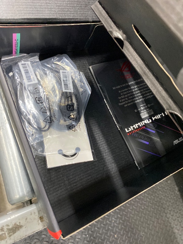 Photo 1 of ***** SEALED BY COMPANY******* ASUS ROG Strix B550-F Gaming WiFi II AMD Socket AM4 ATX DDR4 Motherboard