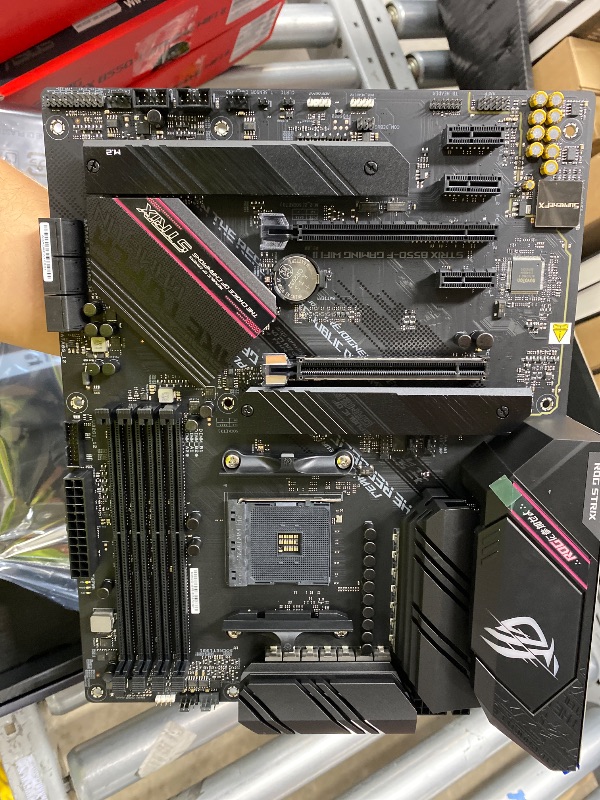Photo 1 of ***** SEALED BY COMPANY******* ASUS ROG Strix B550-F Gaming WiFi II AMD Socket AM4 ATX DDR4 Motherboard