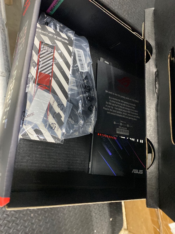 Photo 1 of ***** SEALED BY COMPANY******* ASUS ROG Strix B550-F Gaming WiFi II AMD Socket AM4 ATX DDR4 Motherboard