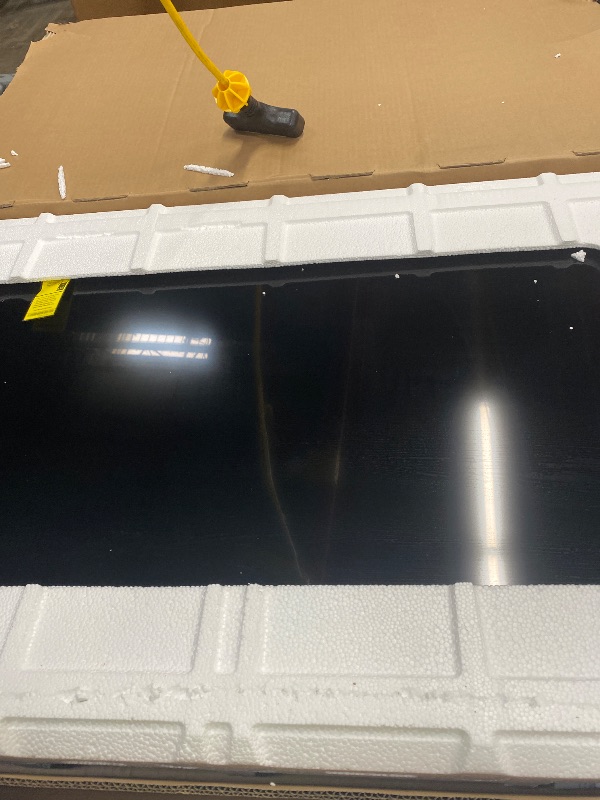 Photo 1 of ******** no return no refund********Samsung 43-Inch Crystal UHD 4K Smart TV