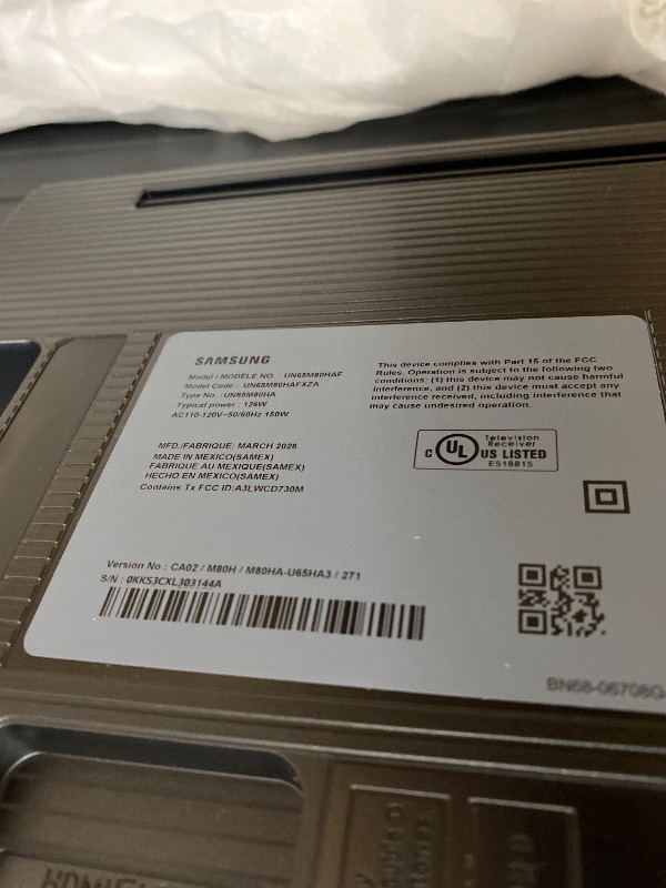 Photo 1 of ******* broken screen ***** no refund***** no return****** Samsung 65" QLED 4K Smart TV