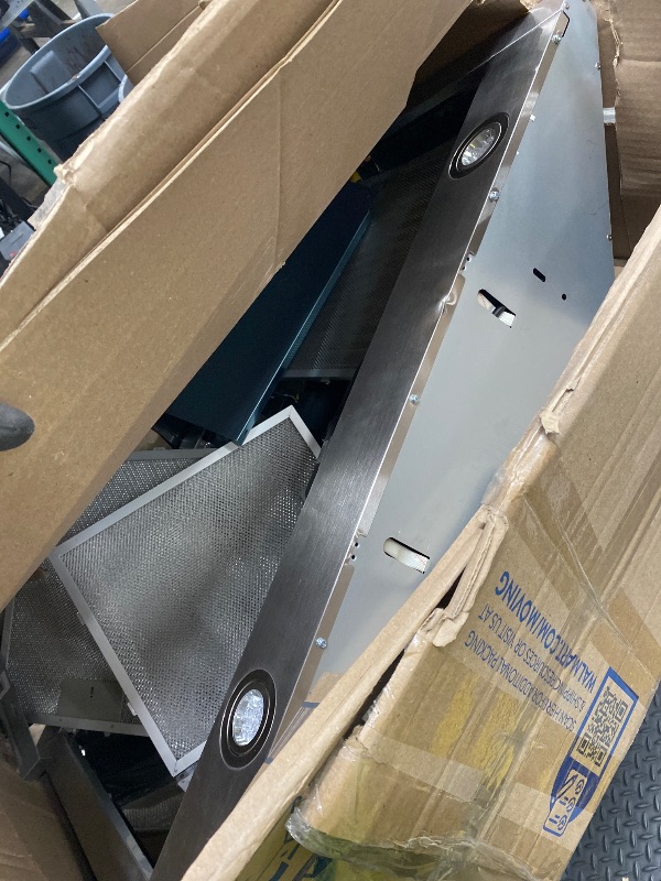 Photo 1 of *Dented* COMEEE CVP36W6AST 36 Inch Ducted Pyramid Range 450 CFM Stainless Steel Wall Mount Vent Hood with 3 Speed Exhaust Fan, 5-Layer Aluminum Permanent Filters, Two LED Lights, Convertible to Ductless