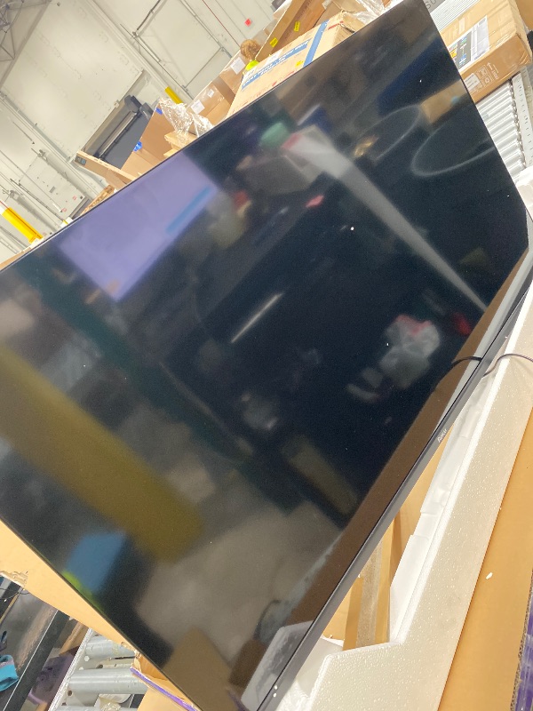 Photo 1 of *NO RETURNS/NO REFUNDS* *PARTS ONLY/DOESN'T WORK* Roku 40" Select Series Full HD Smart TV