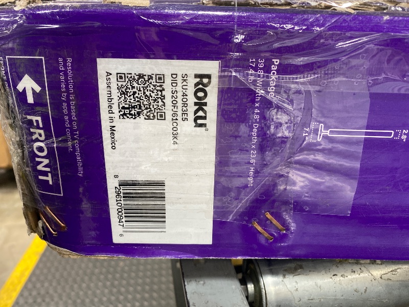 Photo 1 of *NO RETURNS/NO REFUNDS* *PARTS ONLY/DOESN'T WORK* Roku 40" Select Series Full HD Smart TV