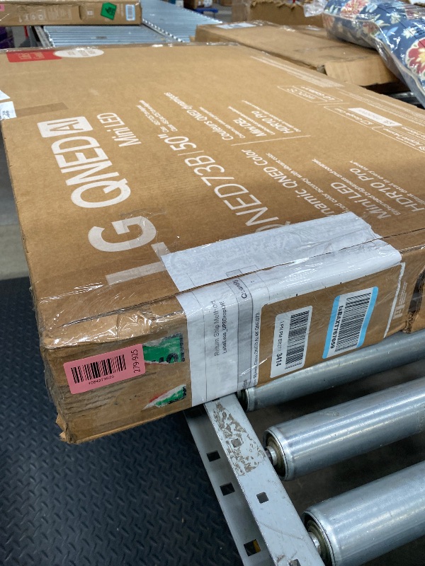 Photo 1 of *NO RETUNS/NO REFUNDS* *Screen cracked* *Parts only* LG 50-Inch QNED AI 4K Smart TV